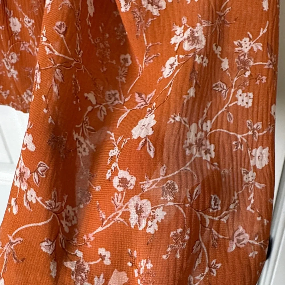 ASTR The Label Rust Floral Sweetheart Peplum Top XS Long Sleeve Ruched Blouse